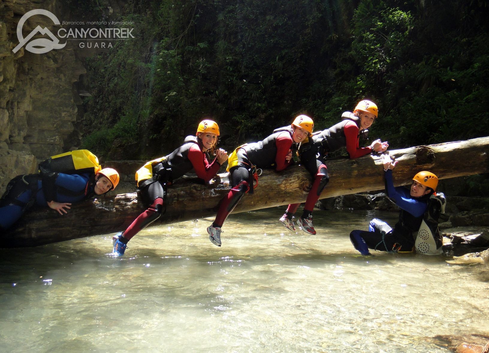 Canyoning entre amies à Barbaruens