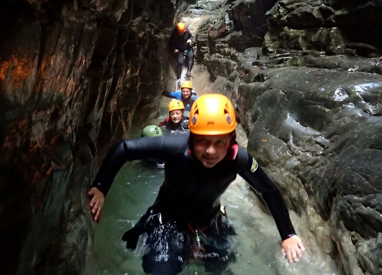 Canyoning avec enfants dans les Pyrénées et le Mont Perdu