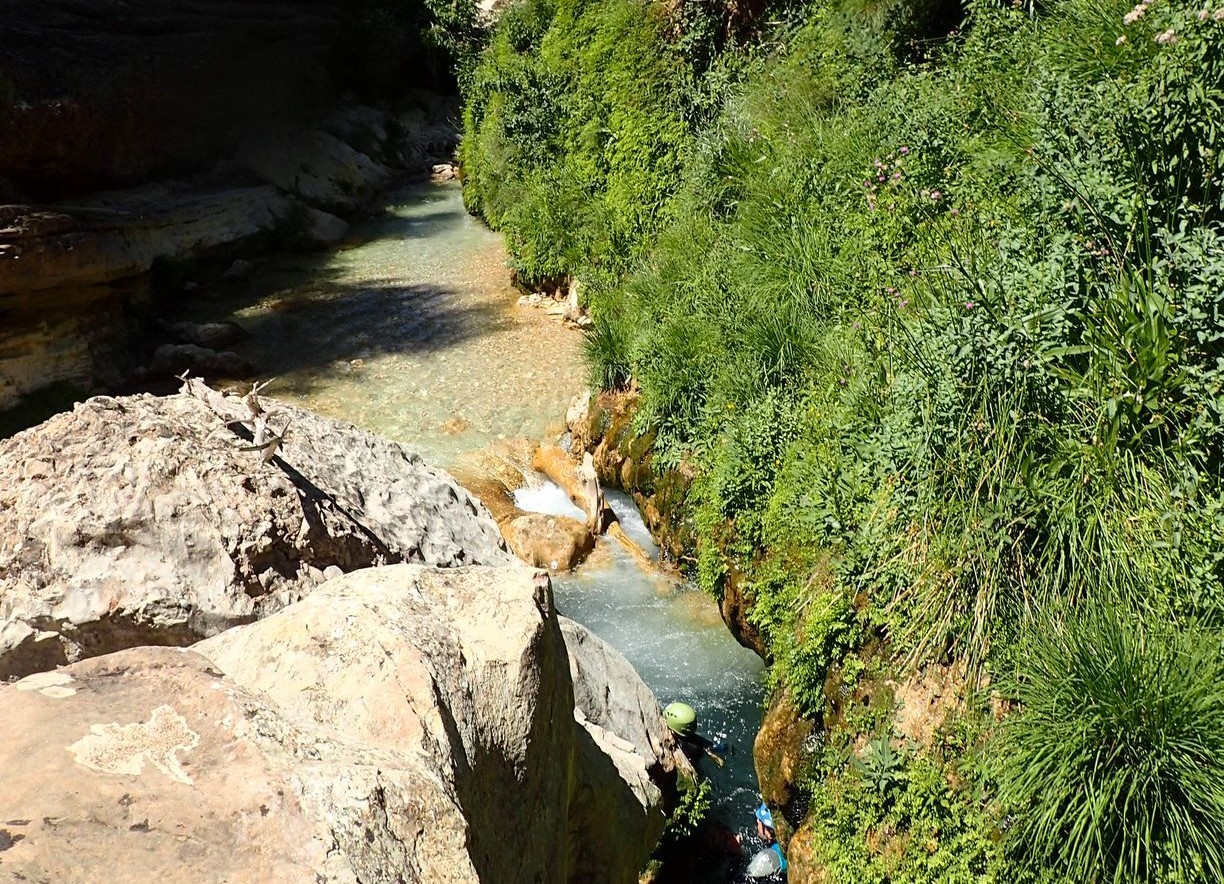 Le paysage caché autour les canyons